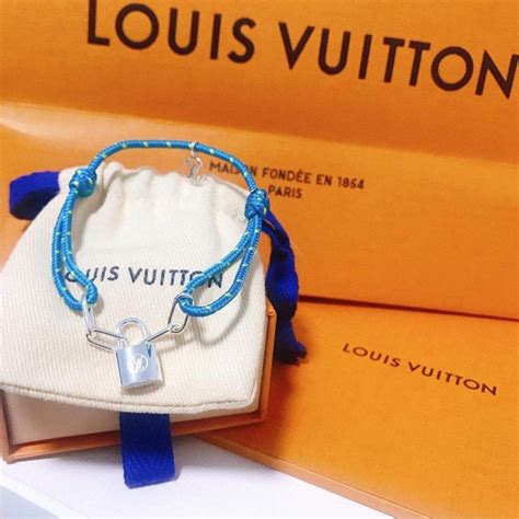 zaino louis vuitton virgil abloh trasparente|Virgil Abloh lockit bracelet.